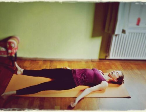 5 ejercicios de yoga relajante para una buena noche de sueño
